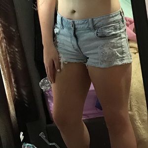 Size 8 American eagle shorts